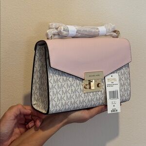 MICHAEL KORS ROSE PWD BLUSH MLT MD FLAP SHOULDER BAG